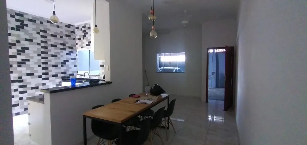 Casa, 3 quartos, 91 m² - Foto 2