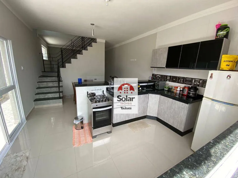 Casa, 3 quartos, 108 m² - Foto 2