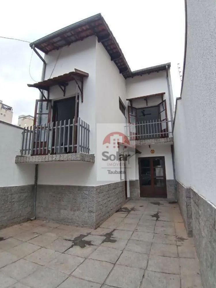 Casa, 4 quartos, 221 m² - Foto 3