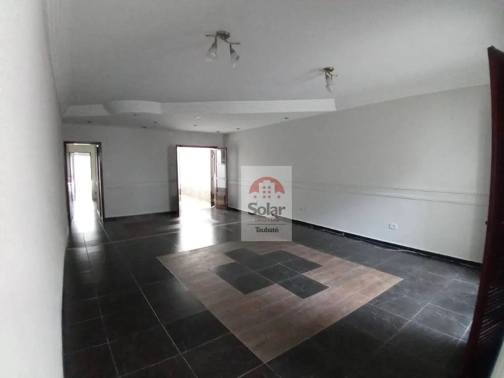 Casa, 4 quartos, 221 m² - Foto 1