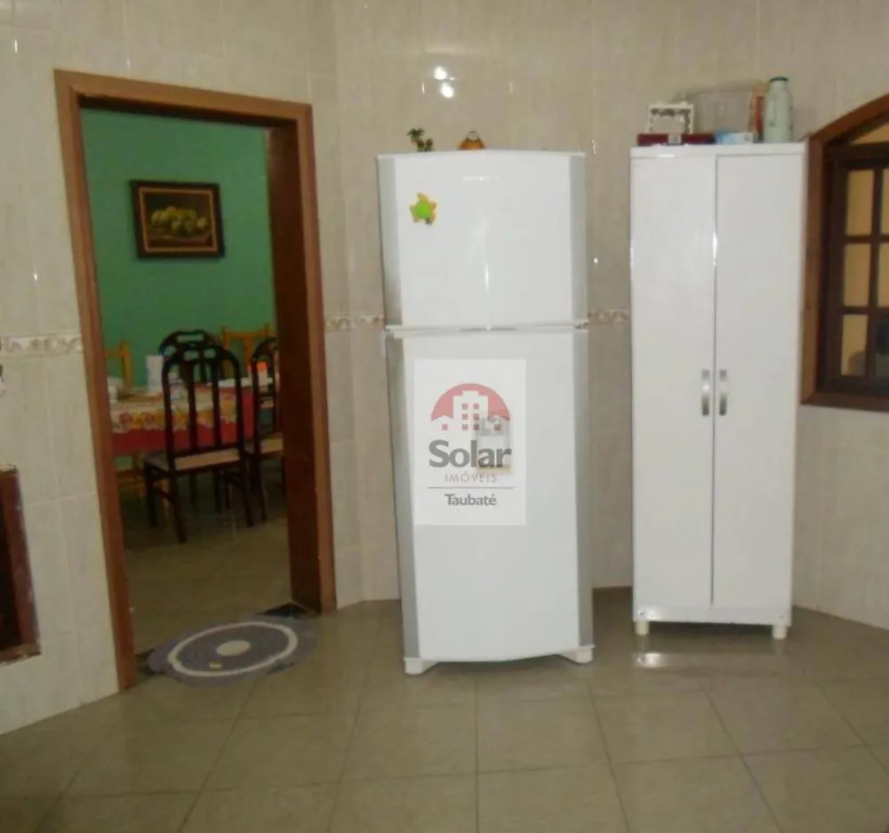 Casa, 3 quartos, 241 m² - Foto 4