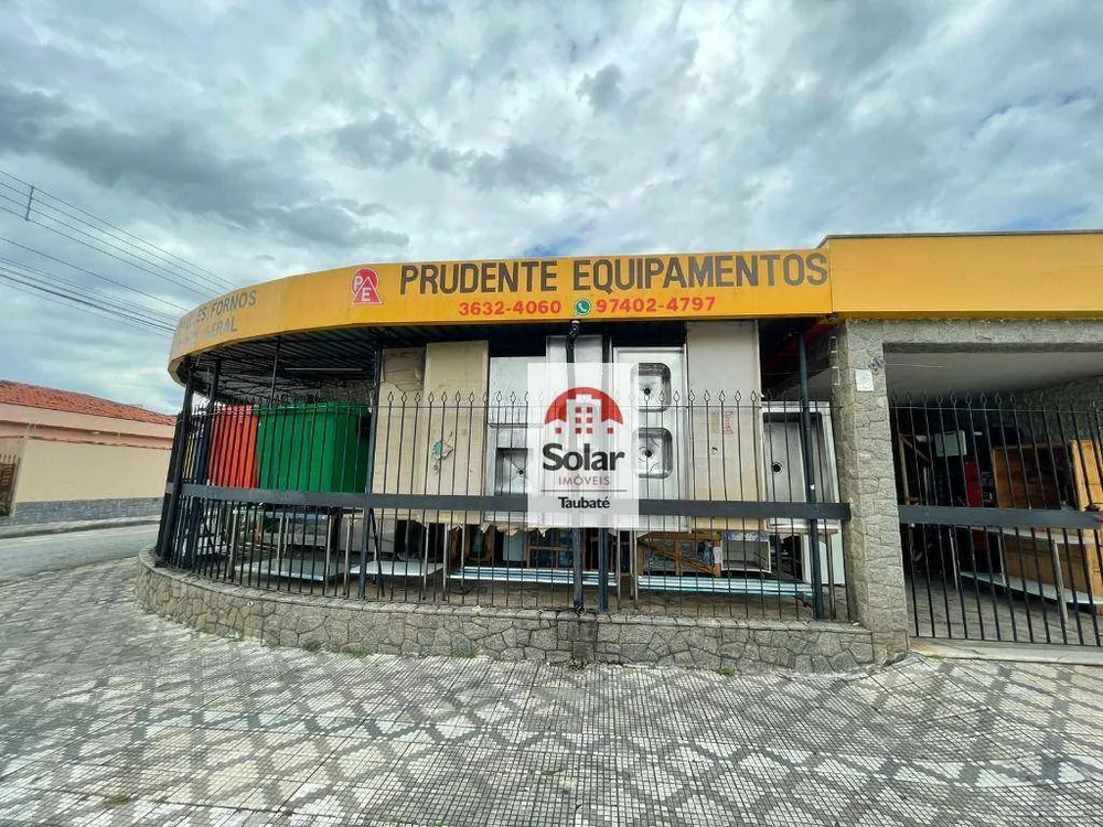Casa, 3 quartos, 239 m² - Foto 1