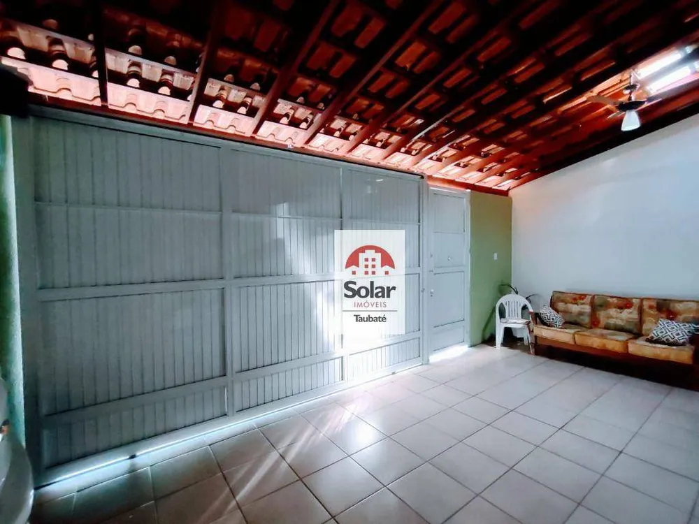 Casa, 4 quartos, 239 m² - Foto 2