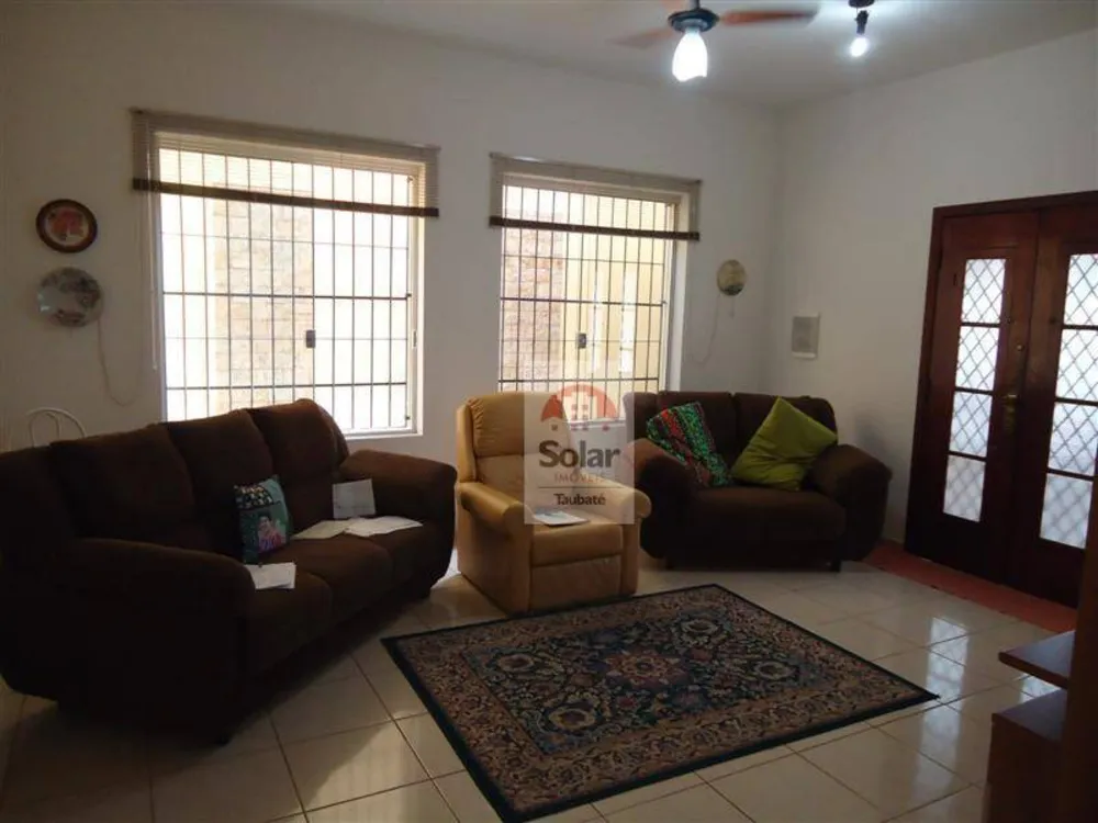 Casa, 4 quartos, 239 m² - Foto 4