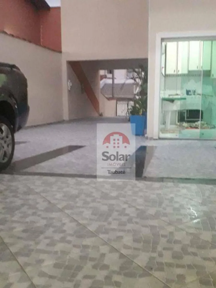 Casa, 3 quartos, 240 m² - Foto 2