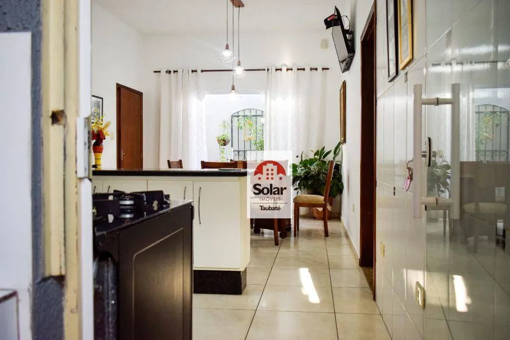 Casa, 3 quartos, 250 m² - Foto 1