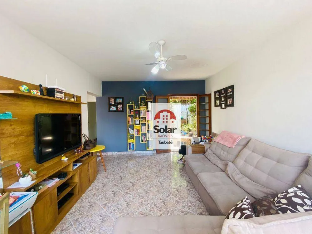 Casa, 3 quartos, 113 m² - Foto 1