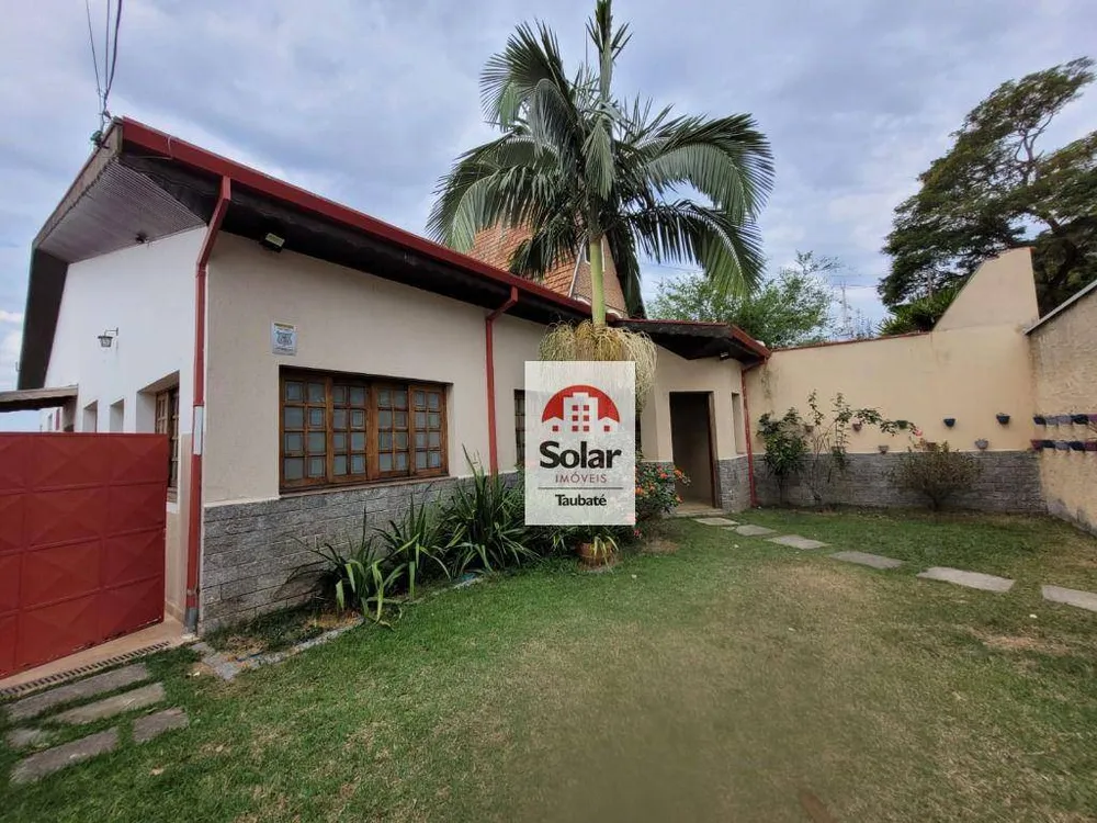 Casa, 6 quartos, 240 m² - Foto 2