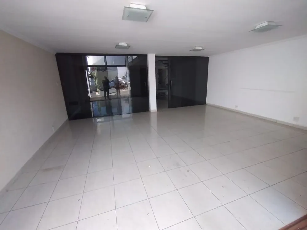 Casa, 3 quartos, 305 m² - Foto 3
