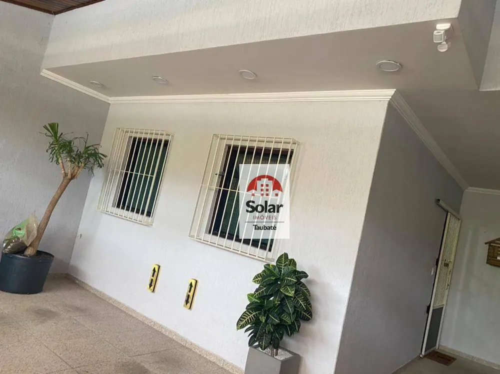 Casa, 3 quartos, 225 m² - Foto 2