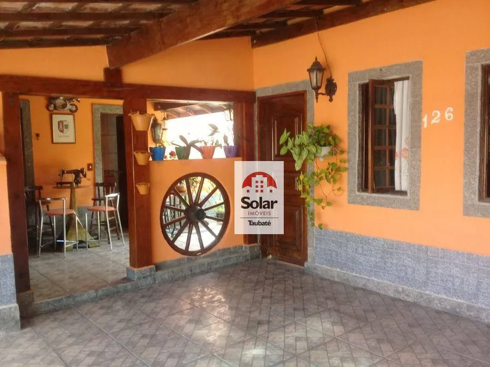 Casa, 3 quartos, 207 m² - Foto 1