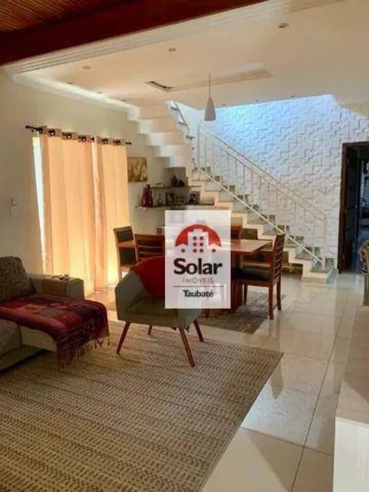 Casa, 4 quartos, 230 m² - Foto 1
