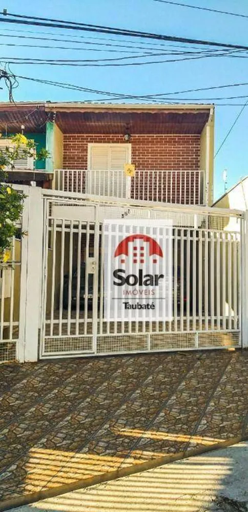Casa, 3 quartos, 206 m² - Foto 1