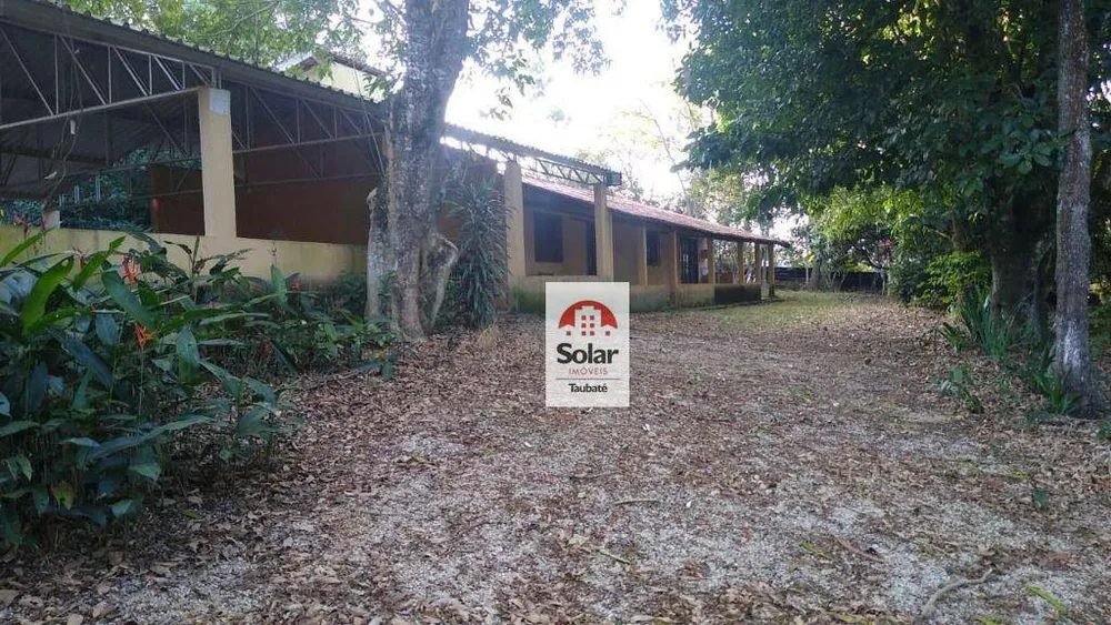 Sítio, 3 quartos, 8000 m² - Foto 2