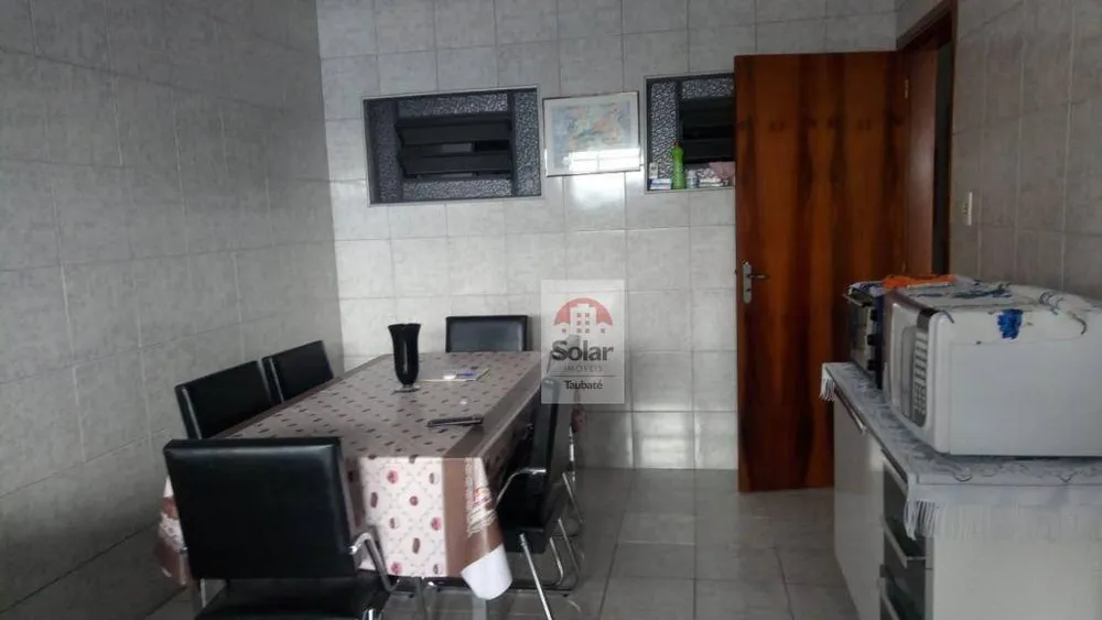 Casa, 3 quartos, 200 m² - Foto 2