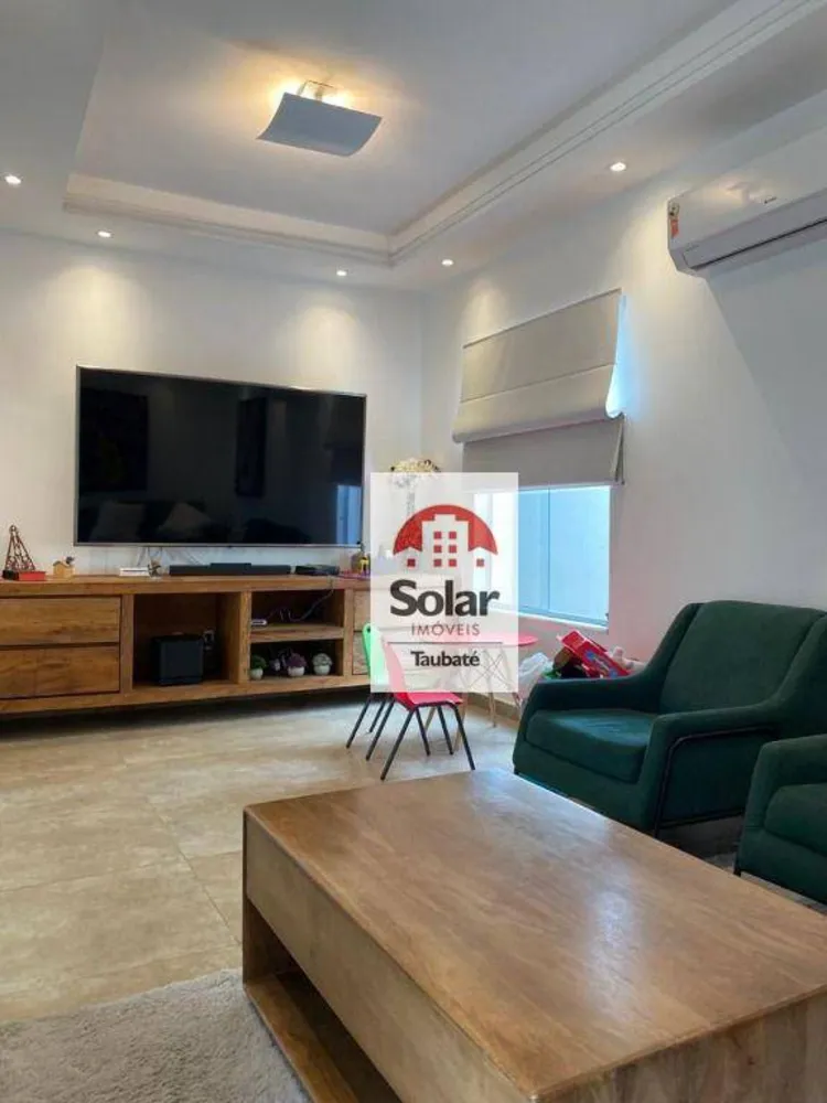 Casa, 3 quartos, 202 m² - Foto 1