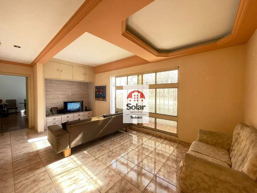 Casa, 3 quartos, 195 m² - Foto 1