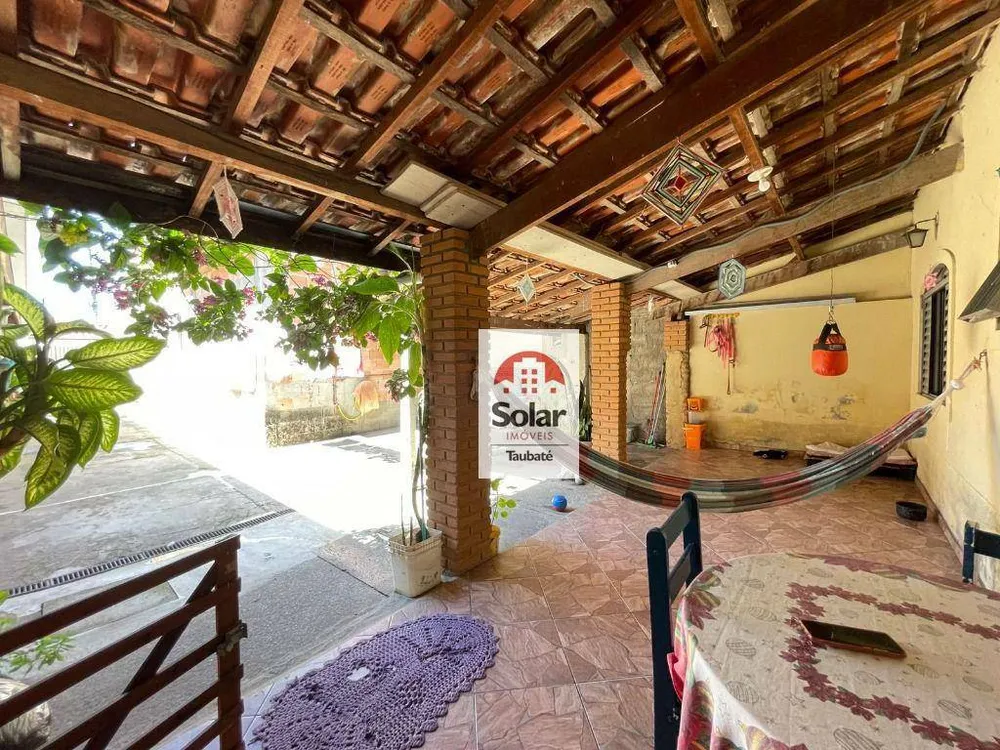 Casa, 4 quartos, 210 m² - Foto 1
