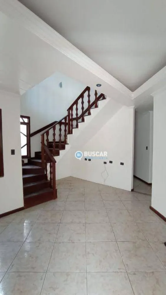 Casa, 4 quartos, 290 m² - Foto 4