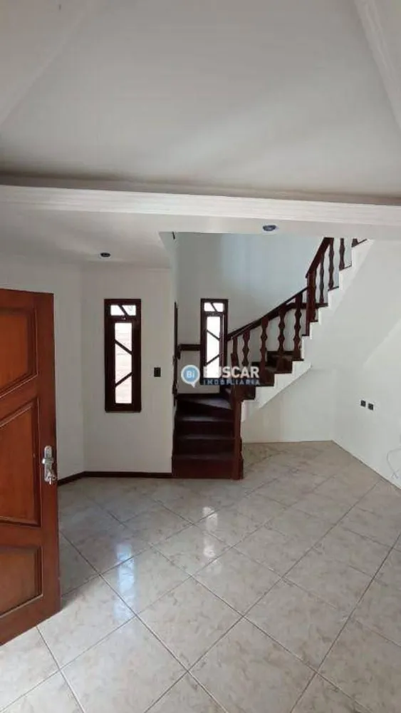 Casa, 4 quartos, 290 m² - Foto 3