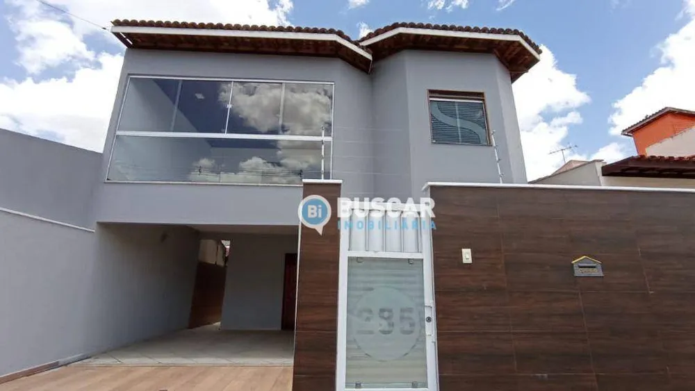 Casa, 4 quartos, 290 m² - Foto 1