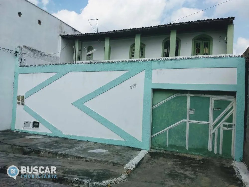 Sobrado, 7 quartos, 180 m² - Foto 1