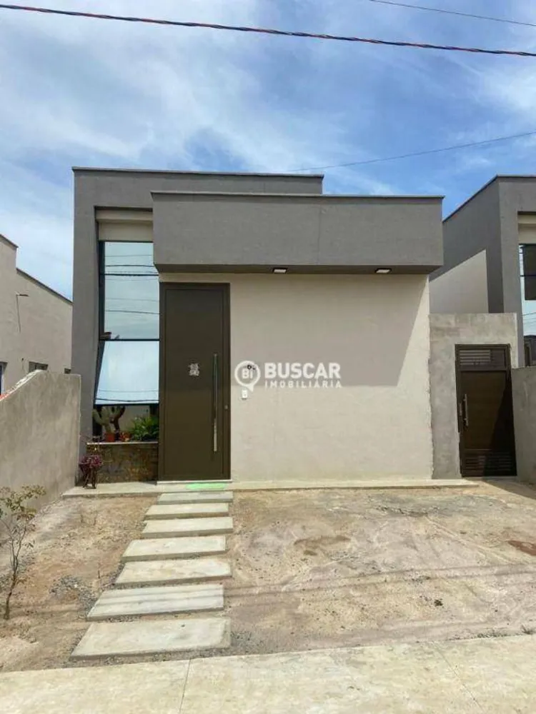 Casa, 2 quartos, 47 m² - Foto 1