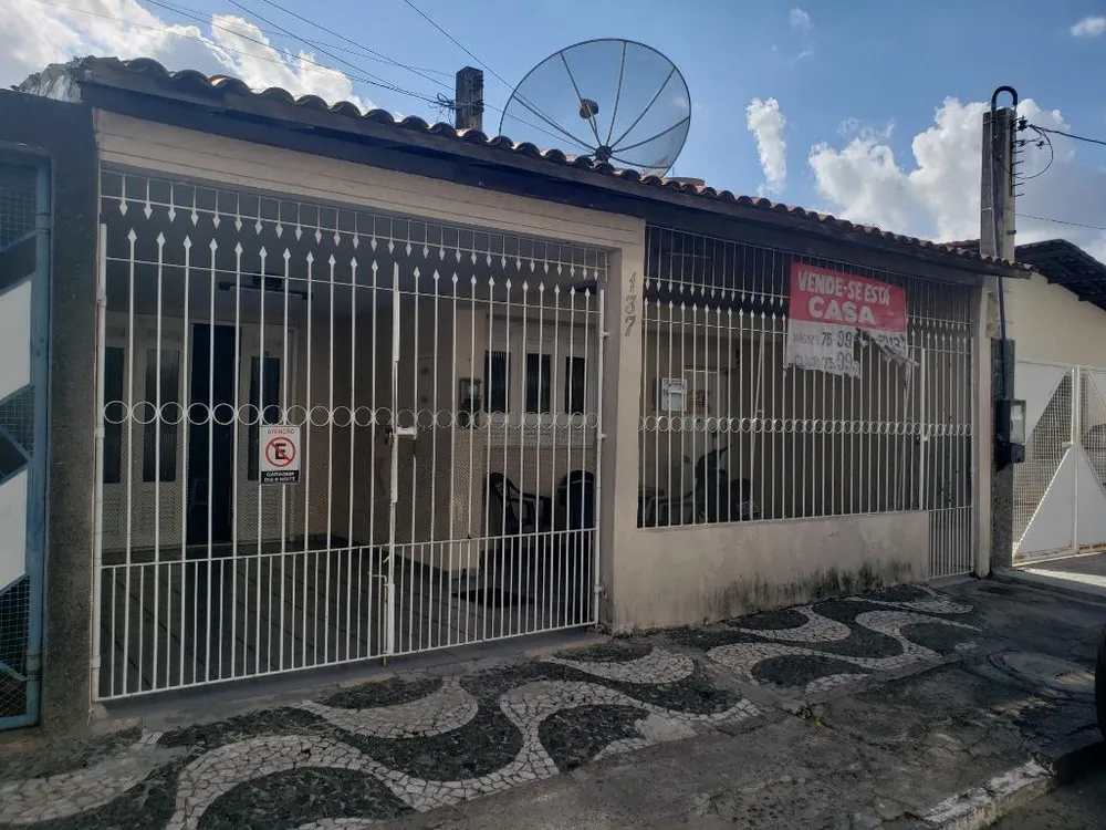 Casa, 3 quartos, 250 m² - Foto 1