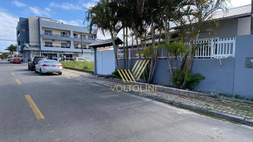 Casa, 3 quartos, 122 m² - Foto 1