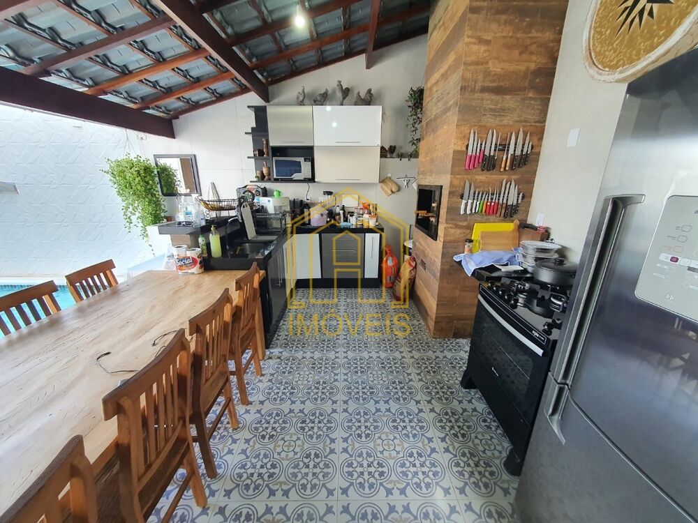 Casa à venda com 5 quartos, 450 - Foto 4