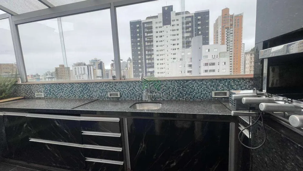 Cobertura, 3 quartos, 213 m² - Foto 8