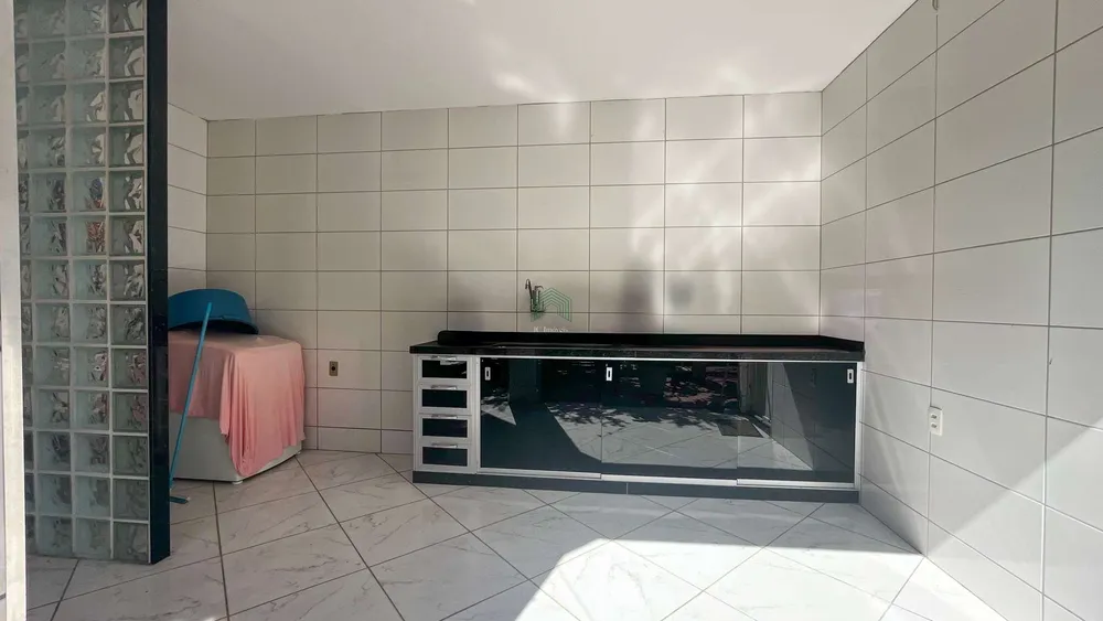 Casa, 4 quartos, 300 m² - Foto 2