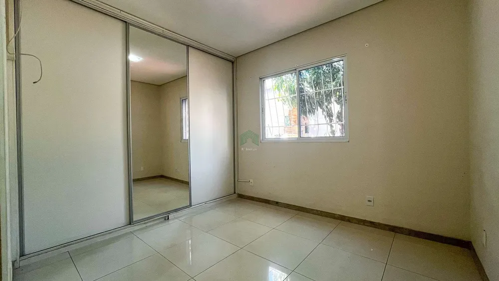 Casa, 4 quartos, 300 m² - Foto 1