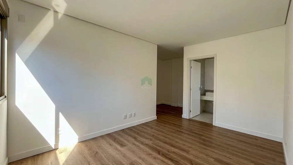 Cobertura, 4 quartos, 253 m² - Foto 4