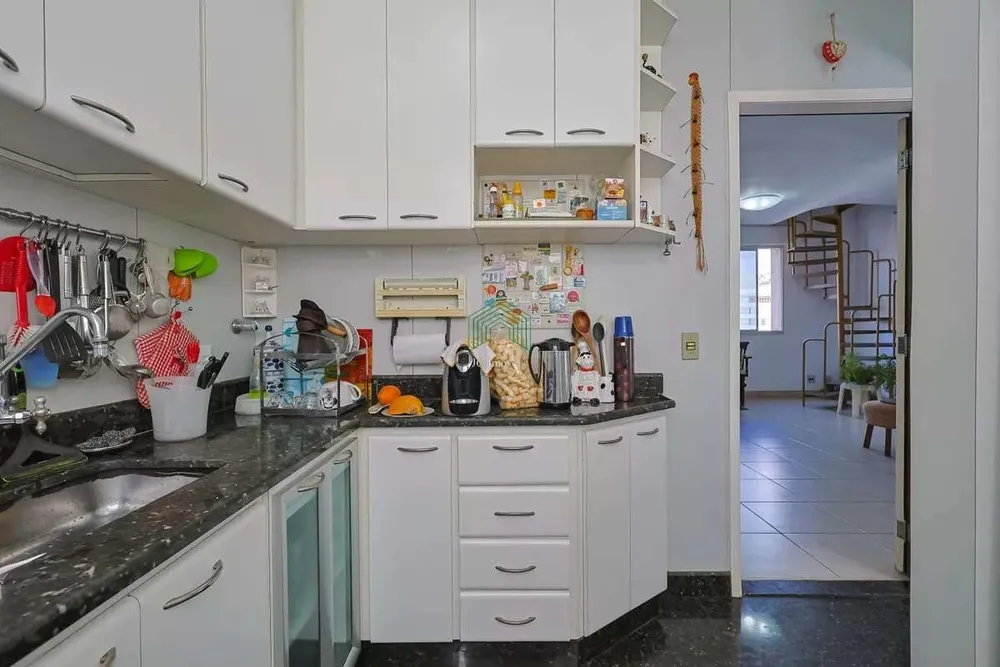 Cobertura, 3 quartos, 180 m² - Foto 1