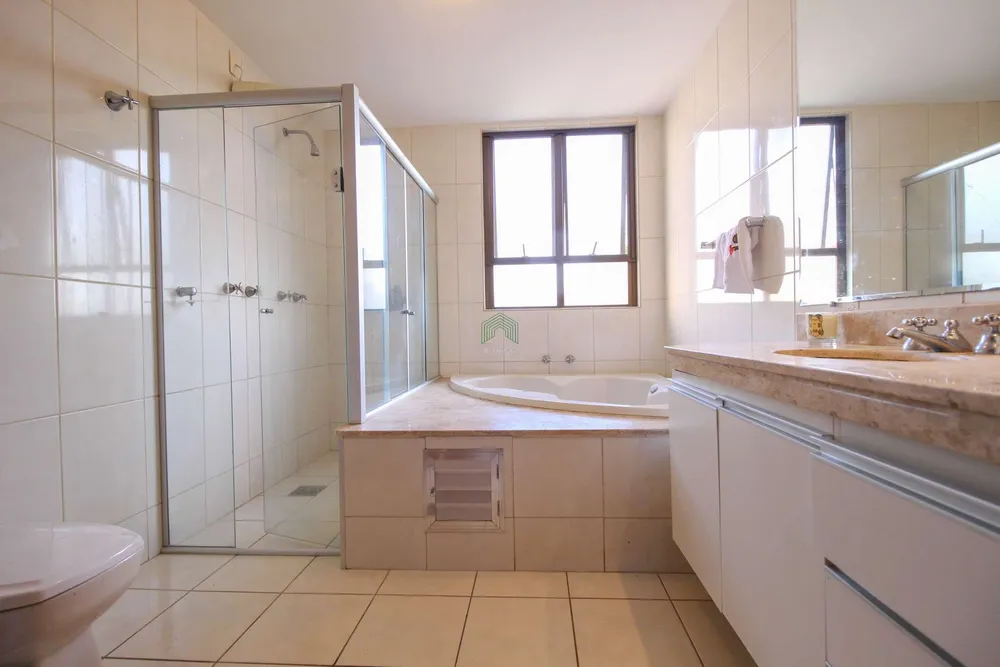 Apartamento, 4 quartos, 243 m² - Foto 4