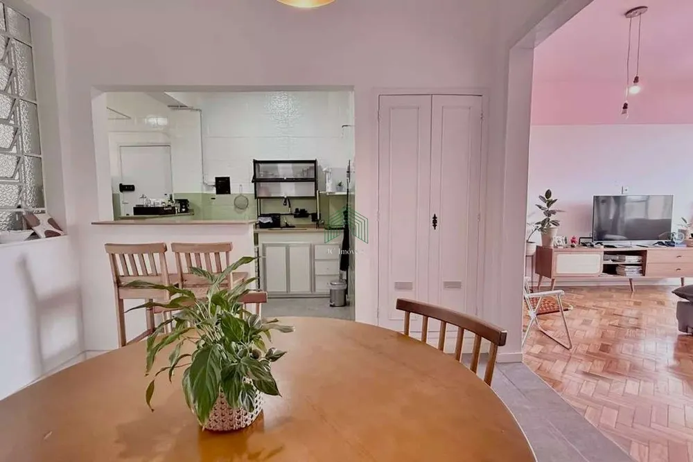 Apartamento, 3 quartos, 140 m² - Foto 2