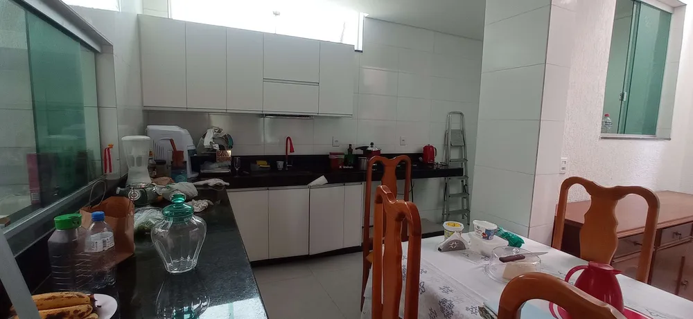Casa, 5 quartos, 290 m² - Foto 1