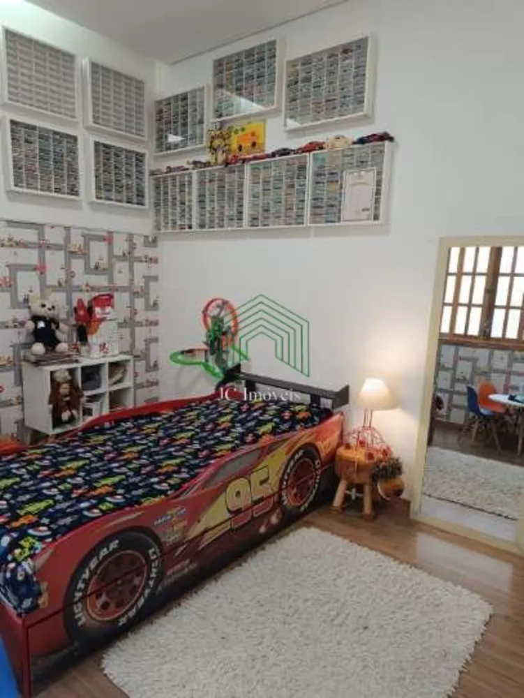 Casa, 3 quartos, 166 m² - Foto 1