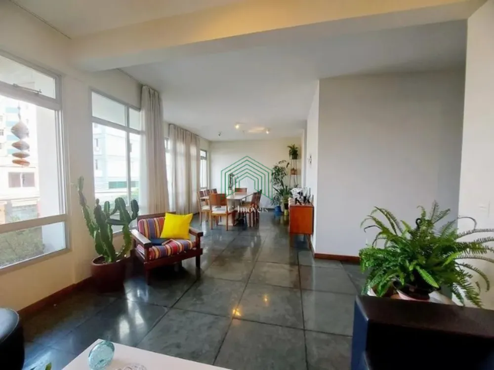 Apartamento, 4 quartos, 220 m² - Foto 1