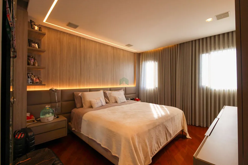 Apartamento, 4 quartos, 216 m² - Foto 4
