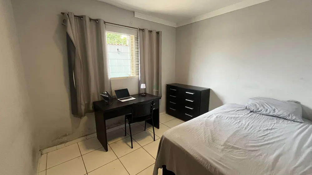 Casa, 4 quartos, 210 m² - Foto 2