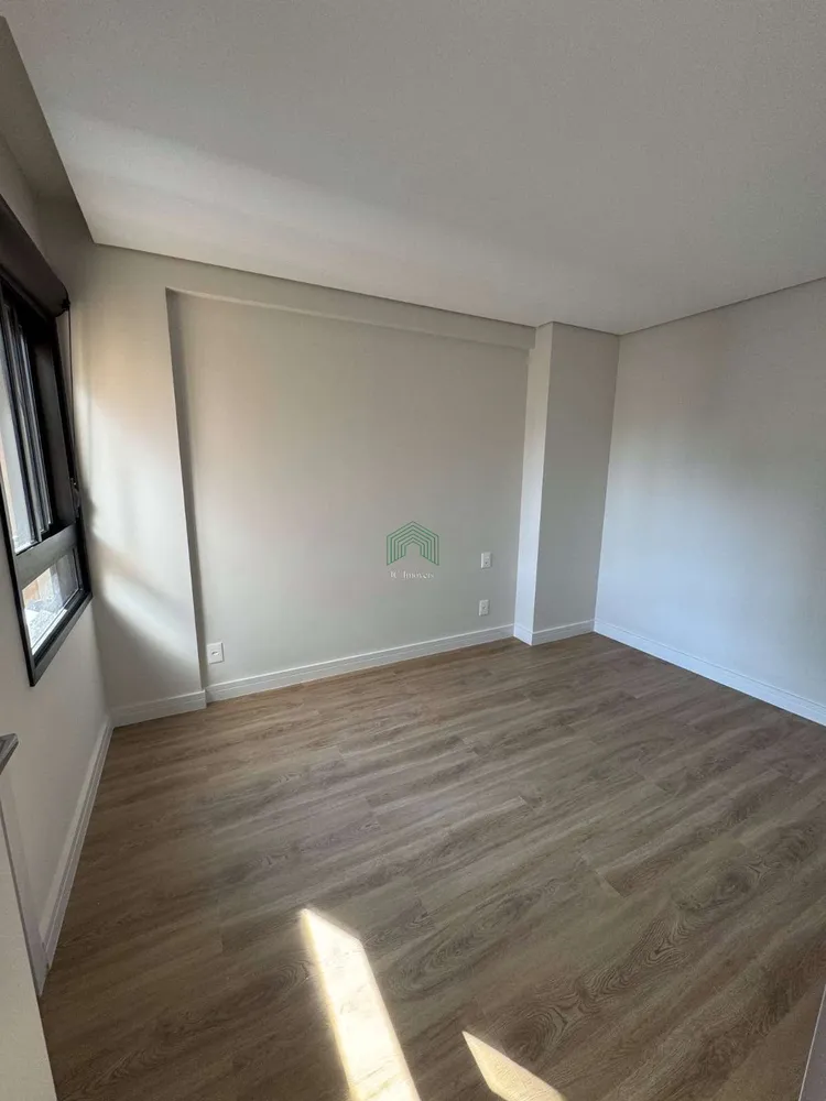 Apartamento, 3 quartos, 148 m² - Foto 2