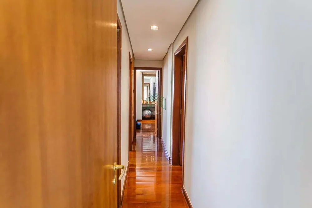 Cobertura, 3 quartos, 210 m² - Foto 3