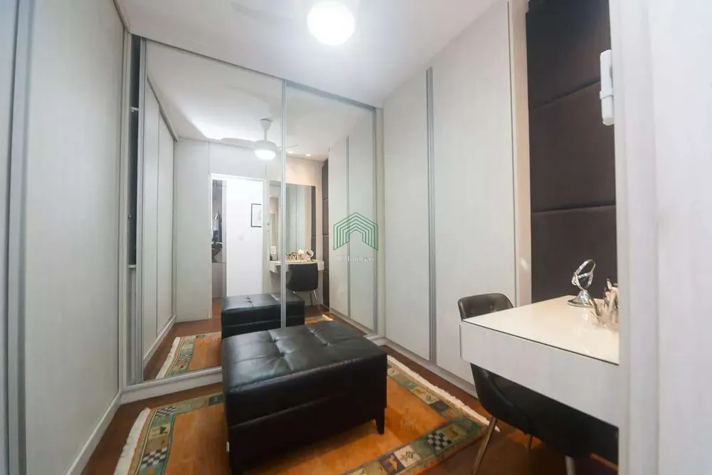 Cobertura, 3 quartos, 240 m² - Foto 2