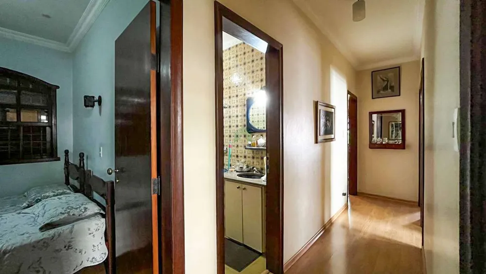 Casa, 7 quartos, 251 m² - Foto 1