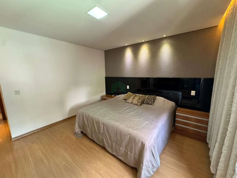 Apartamento, 4 quartos, 198 m² - Foto 1