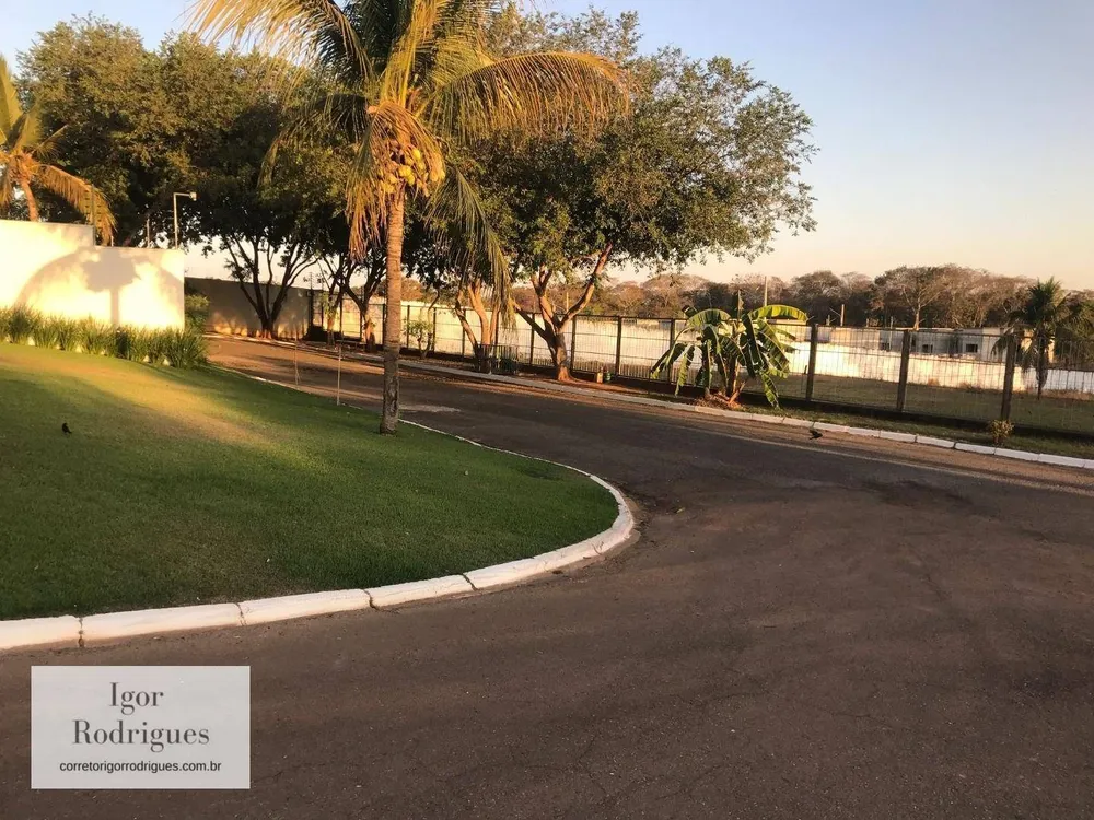 Loteamento e Condomínio, 1050 m² - Foto 3