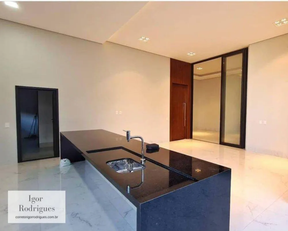 Casa, 3 quartos, 240 m² - Foto 3
