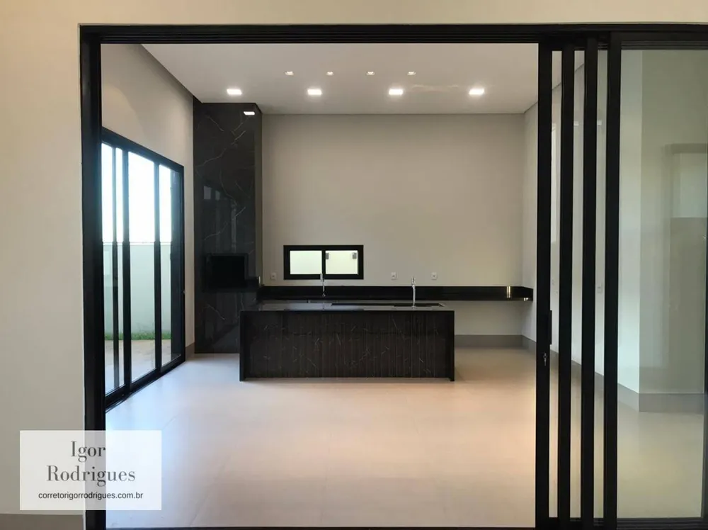 Casa, 3 quartos, 215 m² - Foto 4